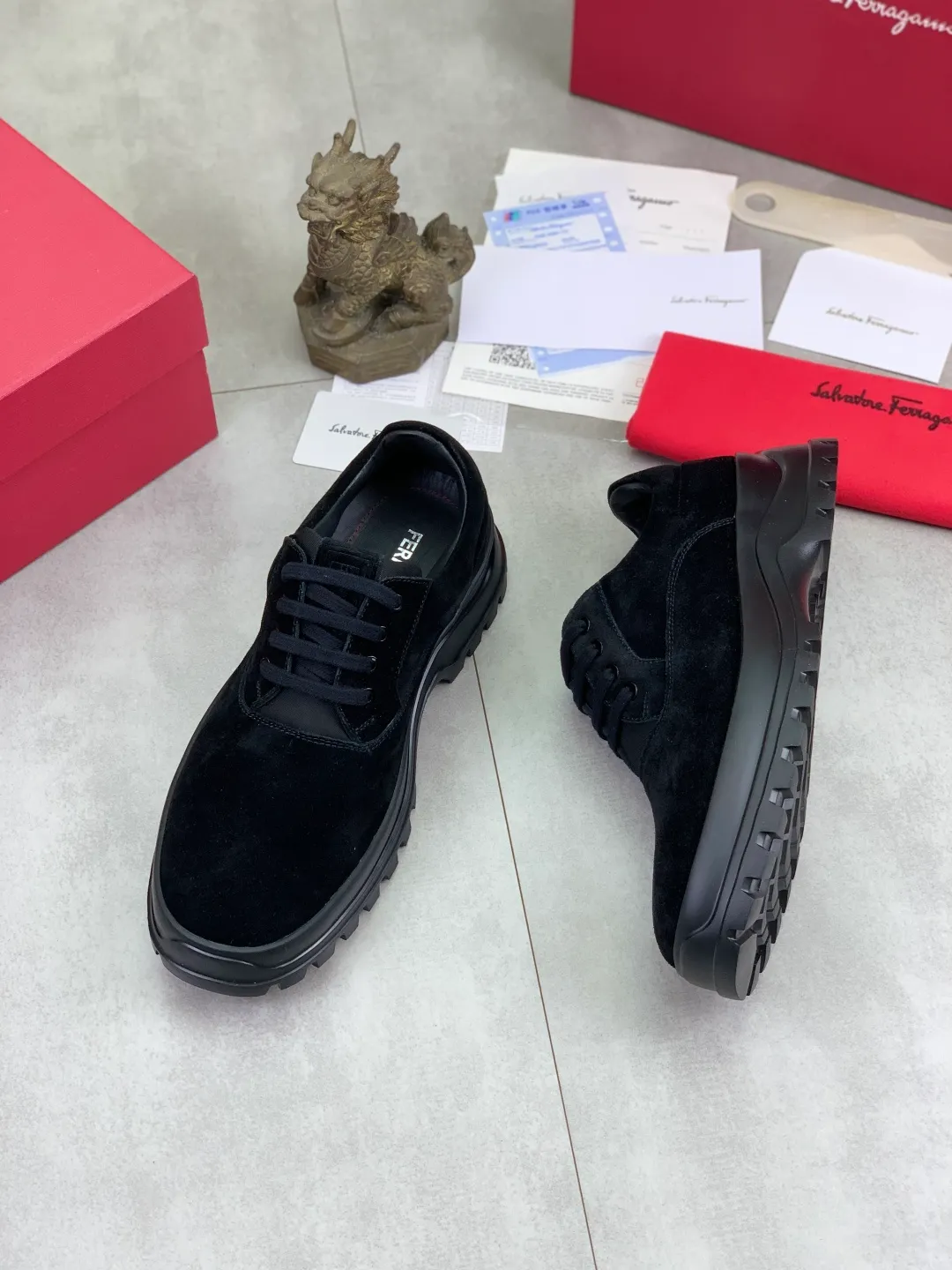 Men's men's shoes💰P640💰【New style】High quality water-dyed cowhide 🆘【Salvatore Ferragamo】Ferragamo's latest casual business leather shoes for men! Listed simultaneously! The fabric is made of specially imported original calfskin, and the interior is made of imported water-dyed cowhide. It is absolutely luxurious and leads the fashion trend. High-end foam outsole, matching sizes: 38-44 (45 and 46 can be customized) 4️⃣ colors available